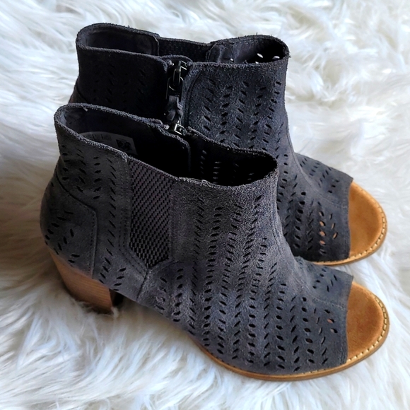 Toms Women Leaf Majorca Suede Peep Toe Ankle Heels Shoes Sandals sz 8.5 - Picture 3 of 10